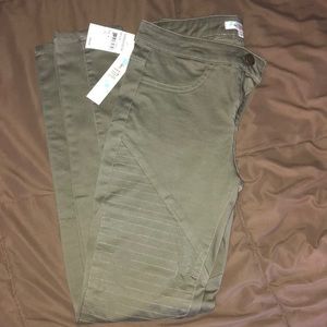 Love Fire army green pant
